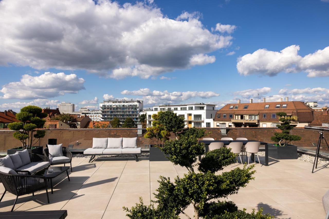 The Penthouse At Eco Smart Apartments Norimberga Esterno foto