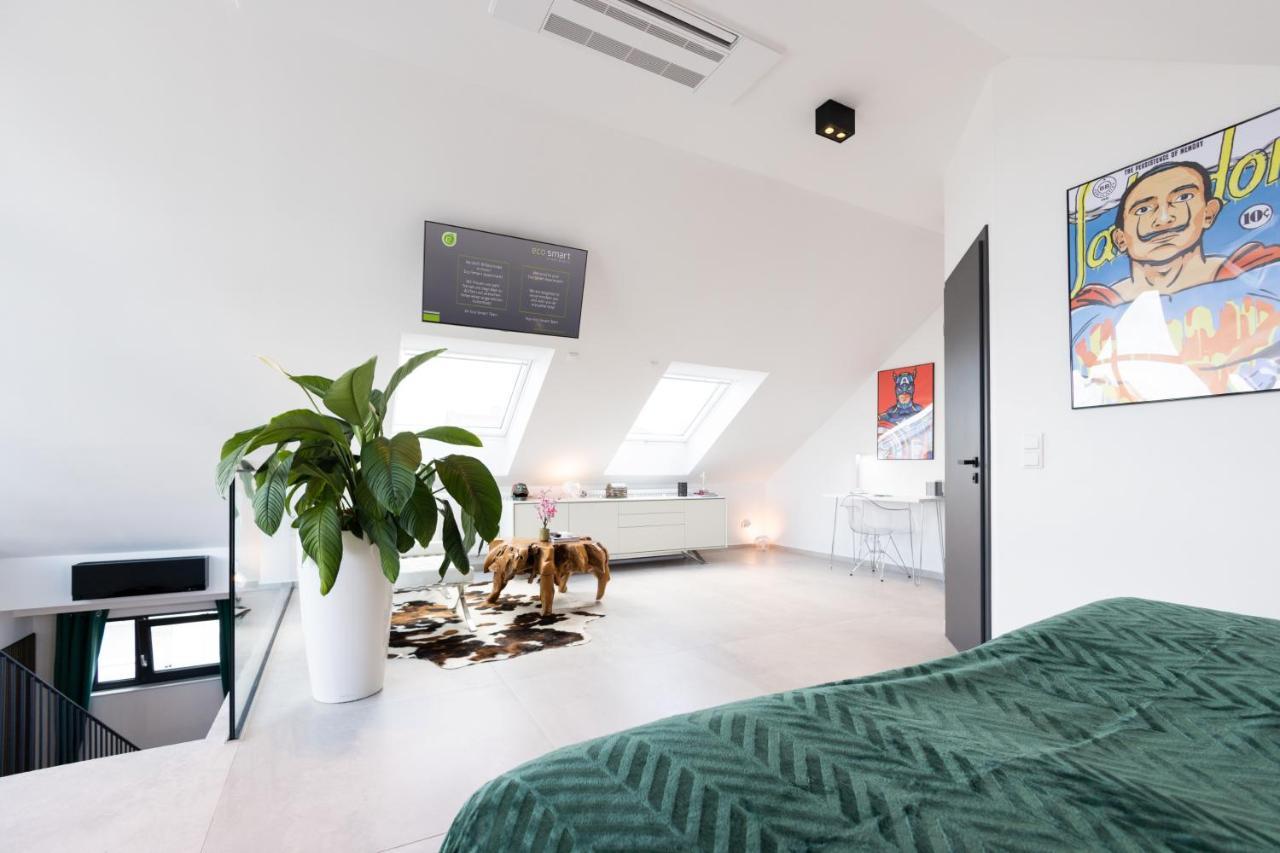 The Penthouse At Eco Smart Apartments Norimberga Esterno foto