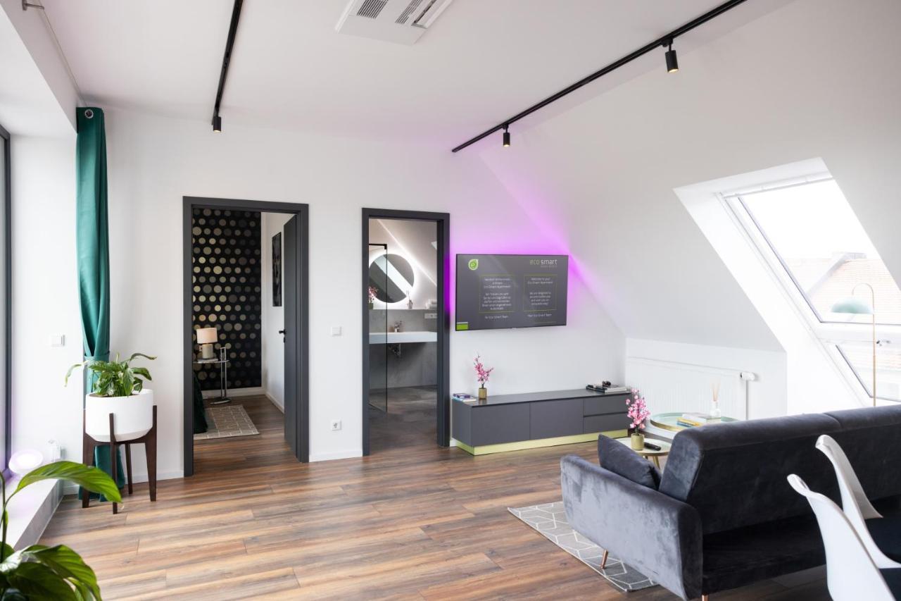 The Penthouse At Eco Smart Apartments Norimberga Esterno foto